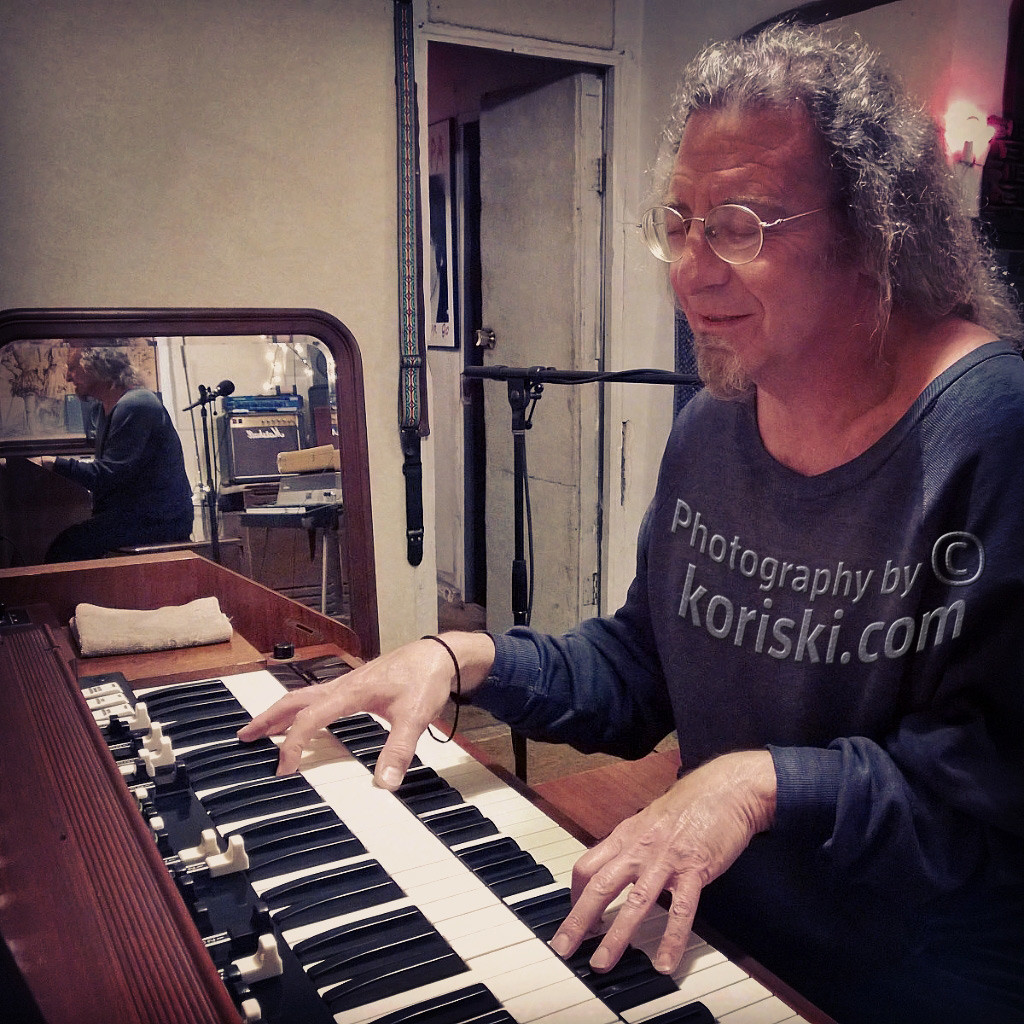 Tommy Mars in studio playing a Hammond organ